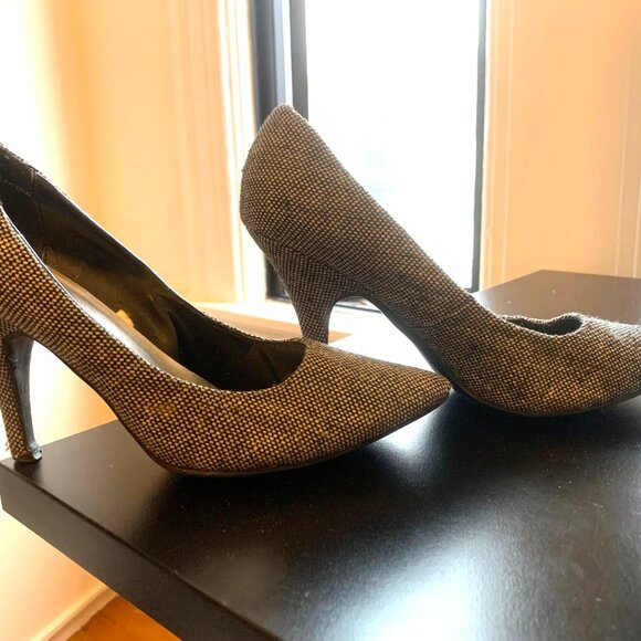 Mossimo Black White Grey Tweed classic Pumps Heels 8.5 Very Comfortable - Picture 3 of 10